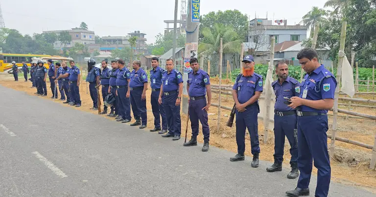 পুলিশের টহল